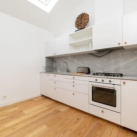 Unique 2 Bdr In The Heart Of * Lizbona