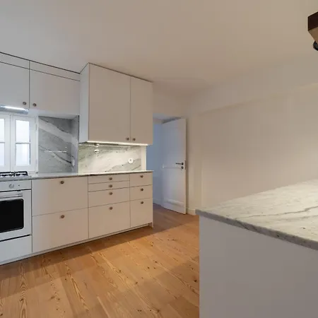 Unique 2 Bdr In The Heart Of Apartament Lizbona