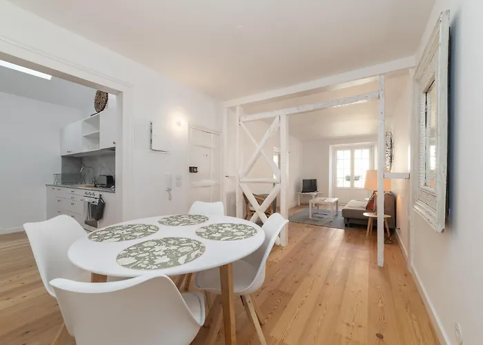 Unique 2 Bdr In The Heart Of شقة *