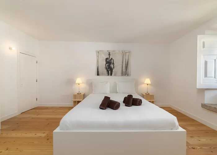 Unique 2 Bdr In The Heart Of Lisboa