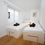 Apartman Unique 2 Bdr In The Heart Of *