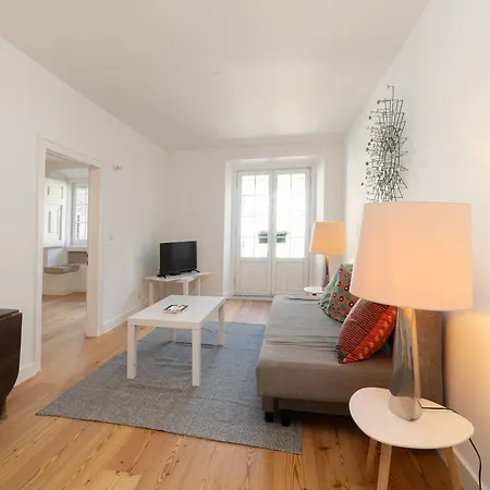 Unique 2 Bdr In The Heart Of Appartement Lisboa