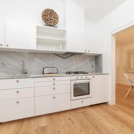 Apartman Unique 2 Bdr In The Heart Of