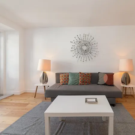 Unique 2 Bdr In The Heart Of *