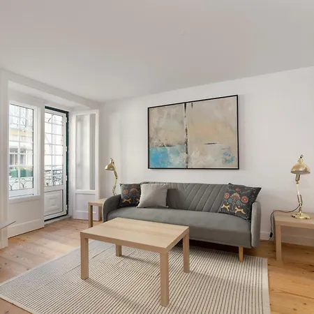 Unique 2 Bdr In The Heart Of